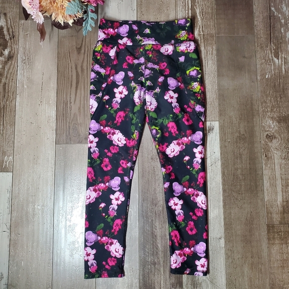 Old Navy Active Powersoft Highrise Leggings Go Dry Size L 10 12 Black Floral - Picture 1 of 16